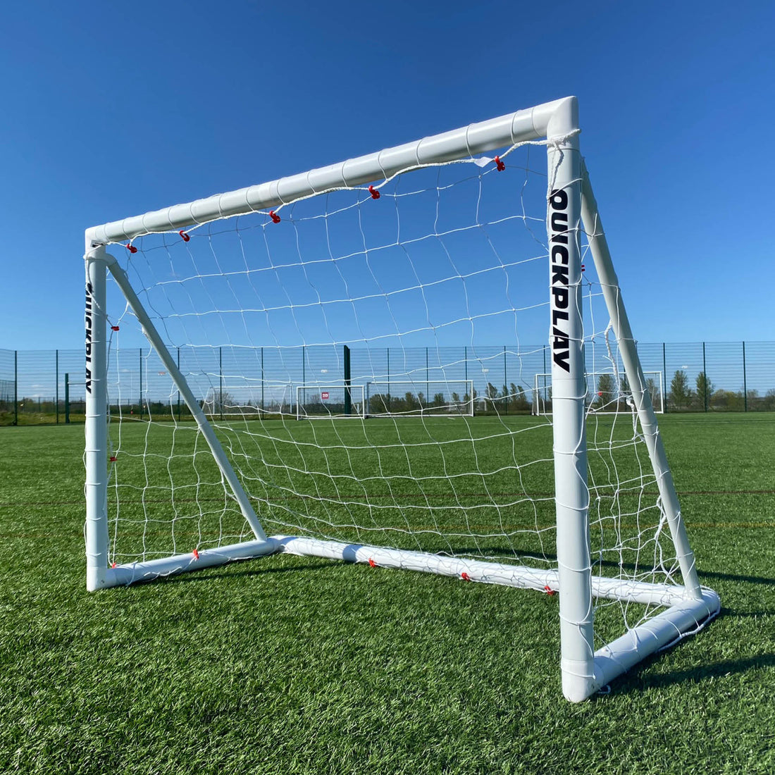 Q-FOLD Folding Soccer Goal 6x4' - QUICKPLAY - Astroturf Backyard backyard goal Folding Goals instructions pvc ship20 Soccer