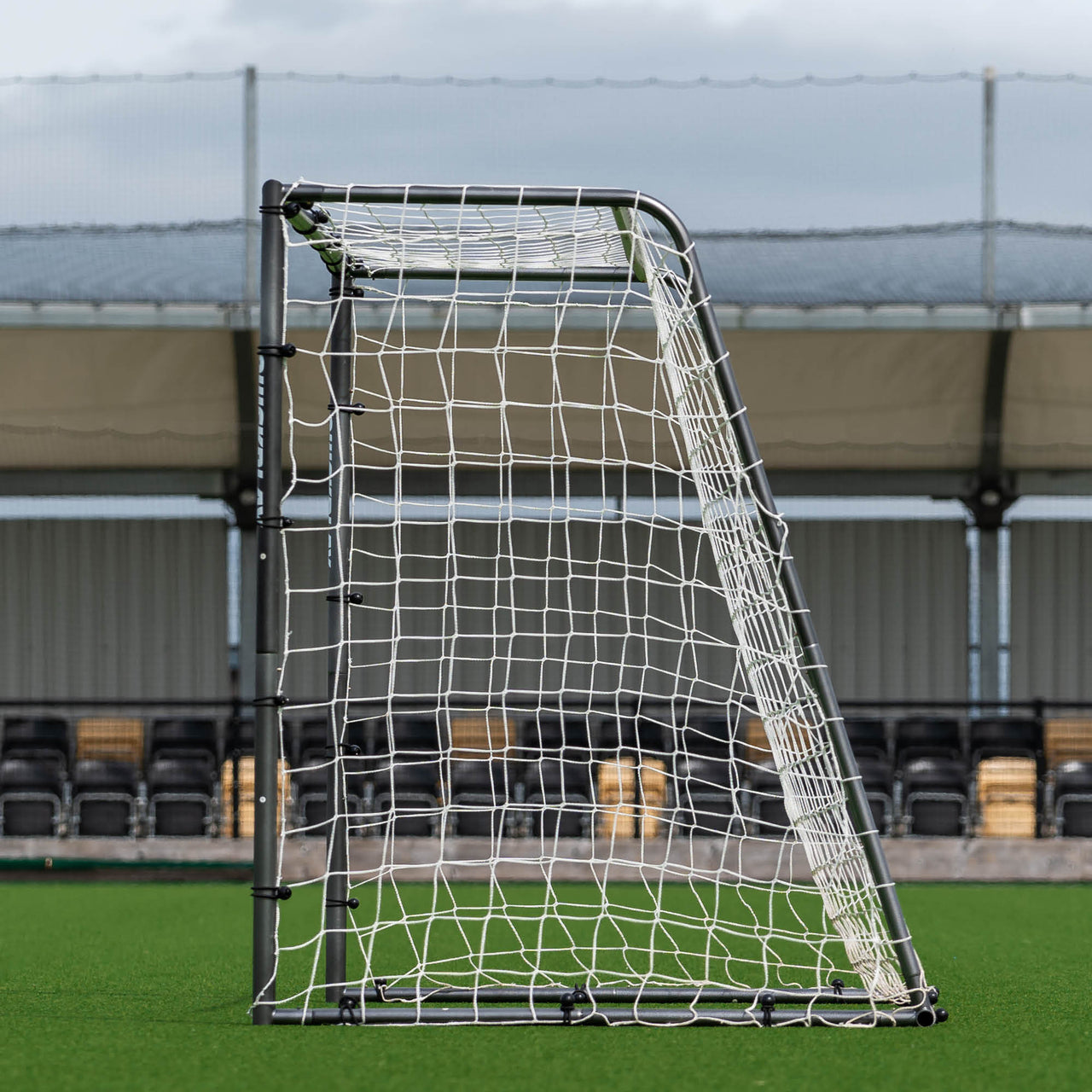 GS Series Soccer Goal 8x5' QUICKPLAY