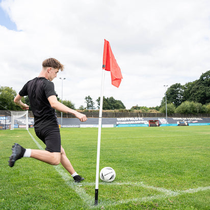 Corner Flags & Poles (set of 4) Red Detachable Spike - QUICKPLAY -